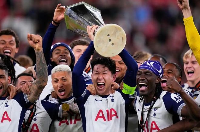 包含比利时碾压拜仁,孙兴慜送出助攻的词条 包含比利时碾压拜仁,孙兴慜送出助攻的词条