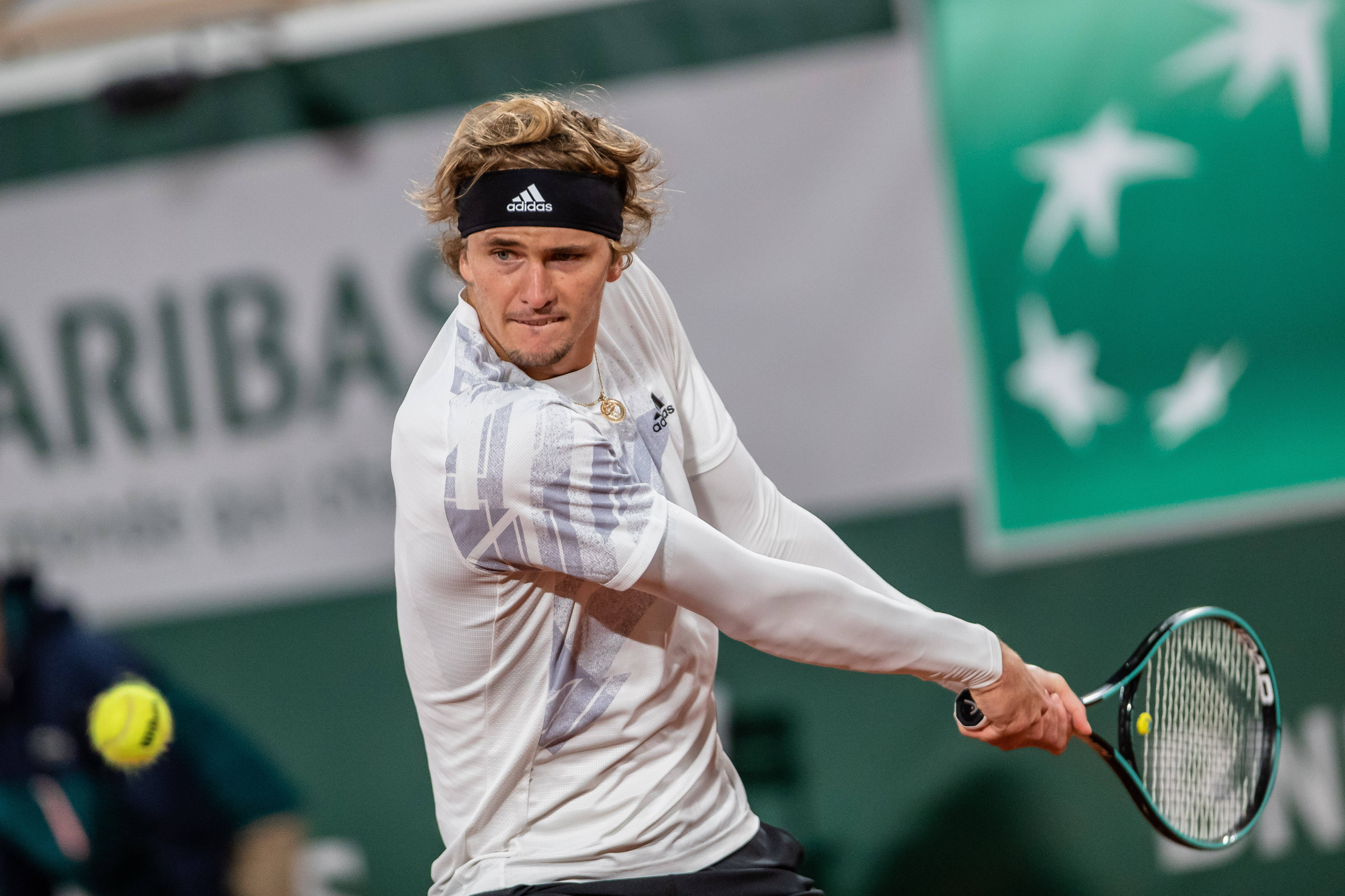 日本网球队绝杀西班牙网球队,兹维列夫绝境逆转 日本网球队绝杀西班牙网球队,兹维列夫绝境逆转