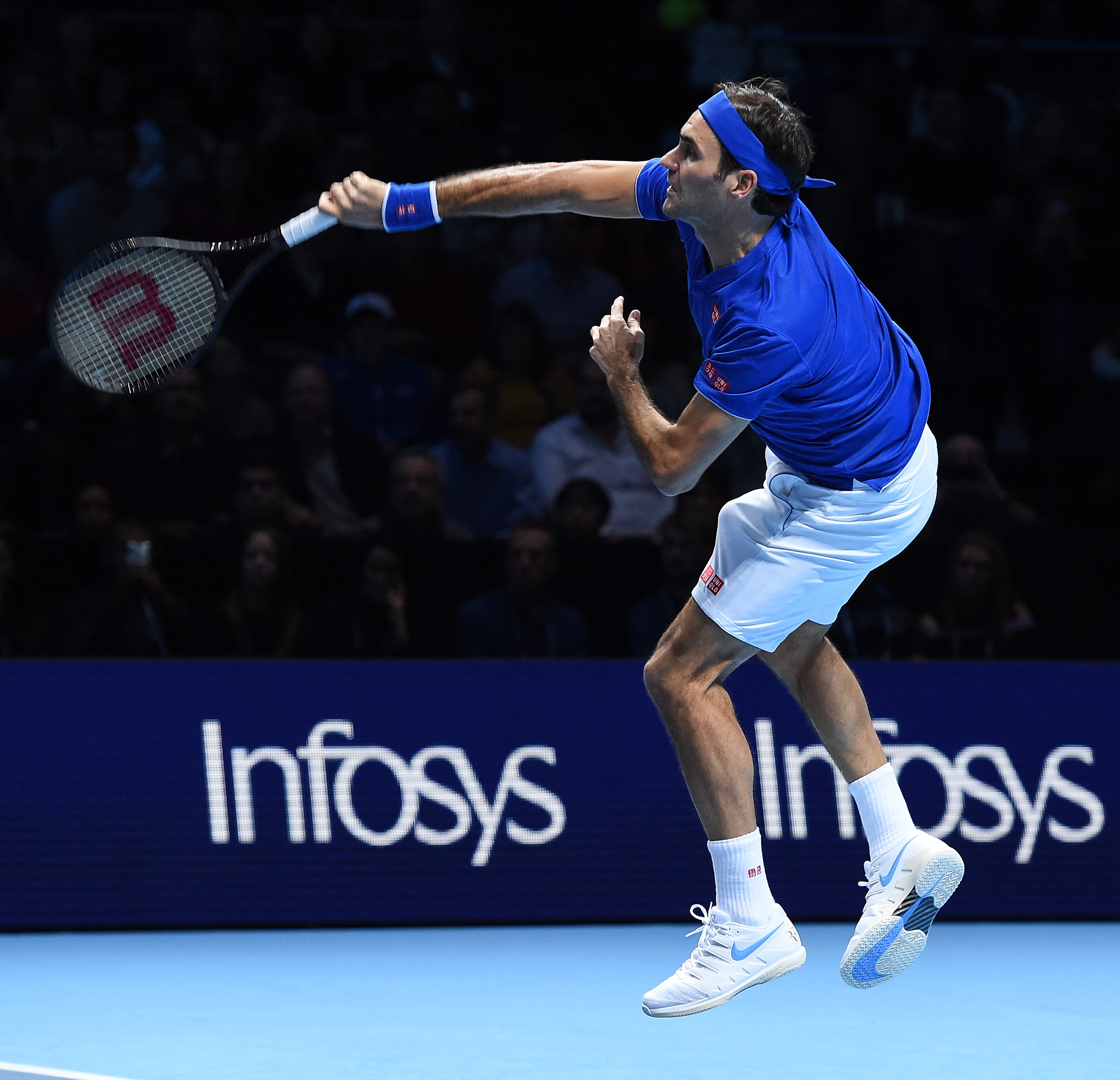 意大利网球队逆转英国网球队,费德勒打破历史纪录 意大利网球队逆转英国网球队,费德勒打破历史纪录