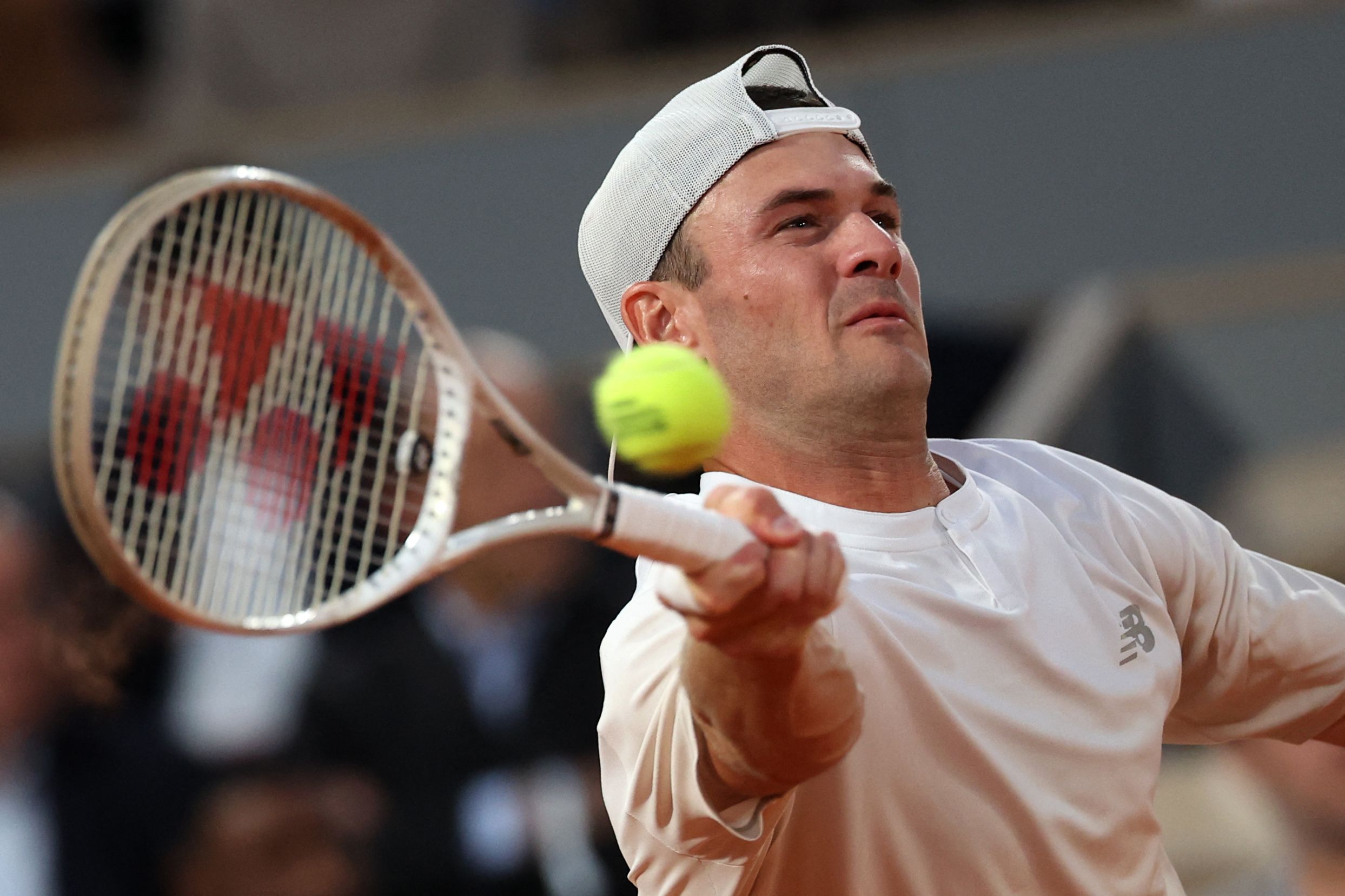 爱游戏在线-西班牙网球队血洗法国网球队，阿尔卡拉斯完成帽子戏法的简单介绍