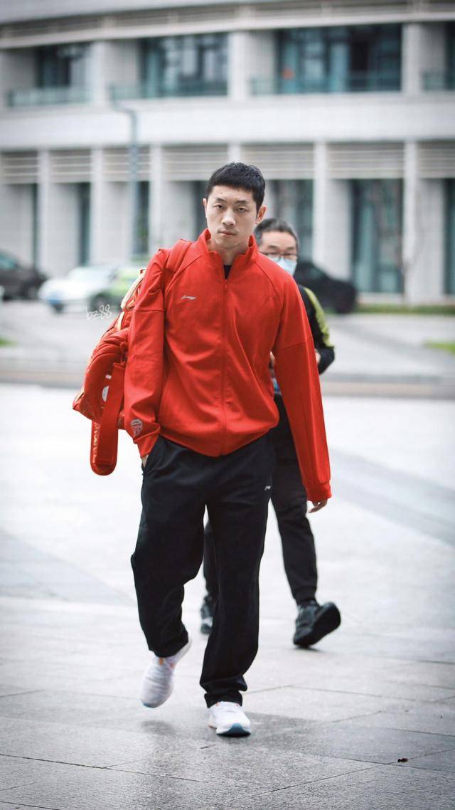 爱游戏官方入口-瑞典队完胜日本队，许昕点燃赛场