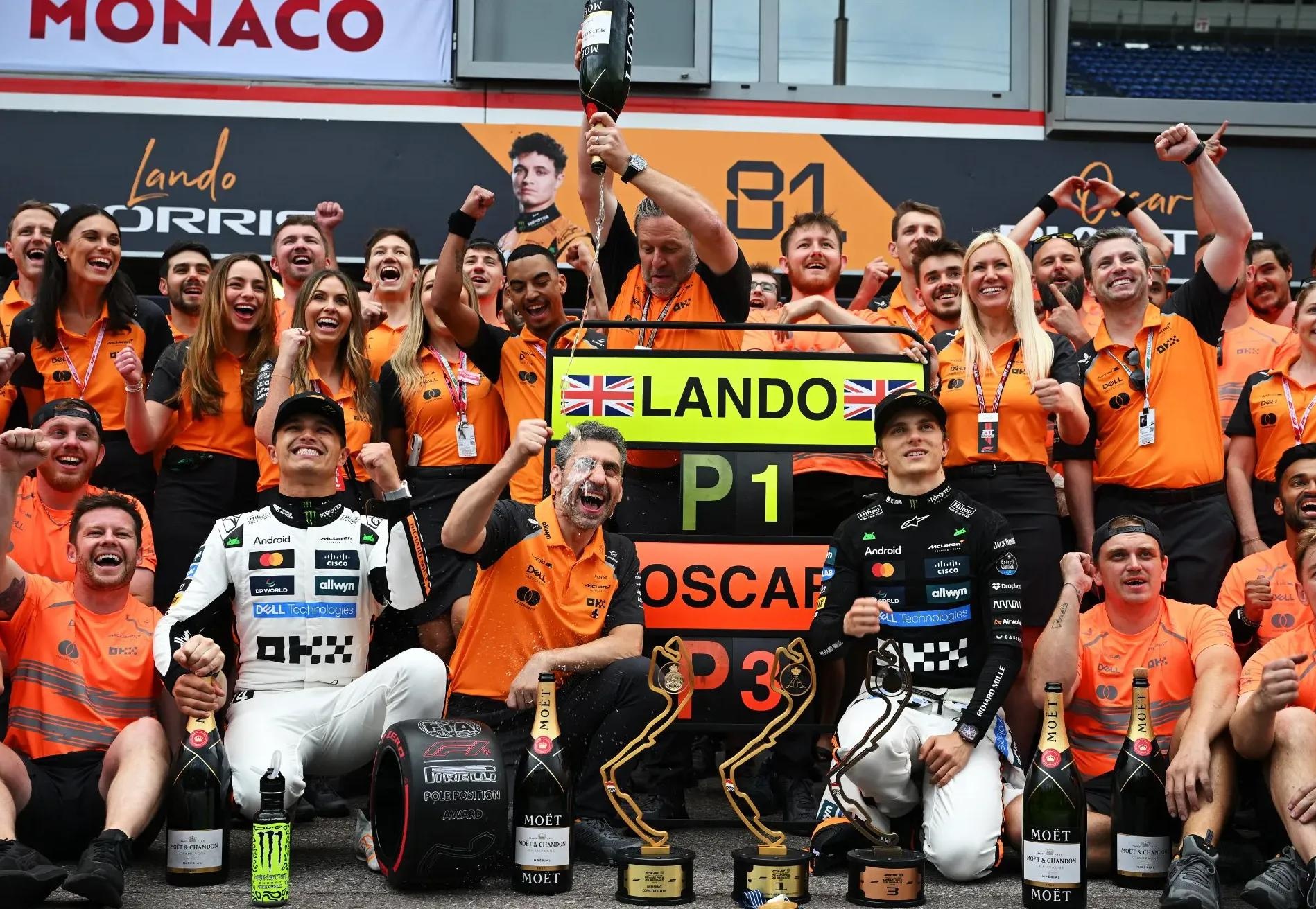 红牛车队绝杀雷诺车队，诺里斯惊艳四座