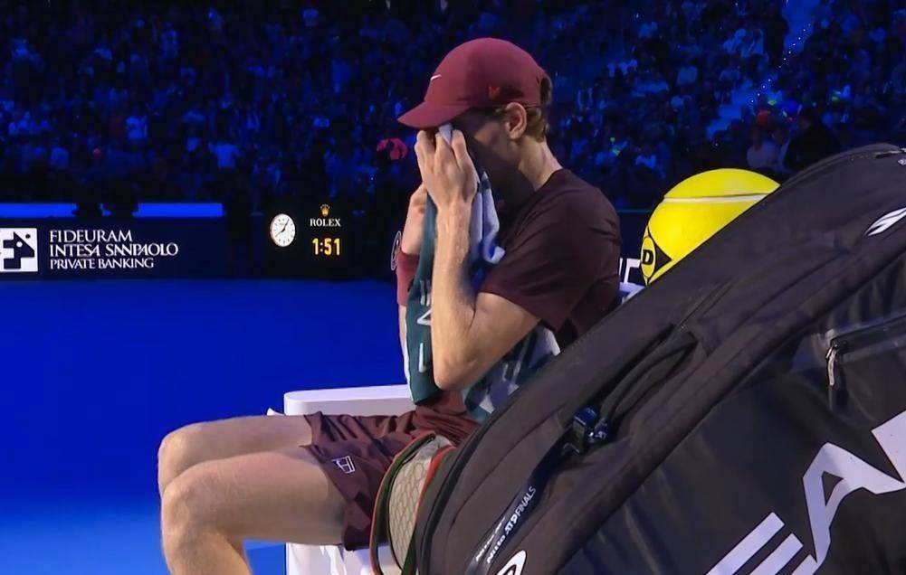 拉沃尔杯碾压ATP总决赛,辛纳关键制胜 拉沃尔杯碾压ATP总决赛,辛纳关键制胜