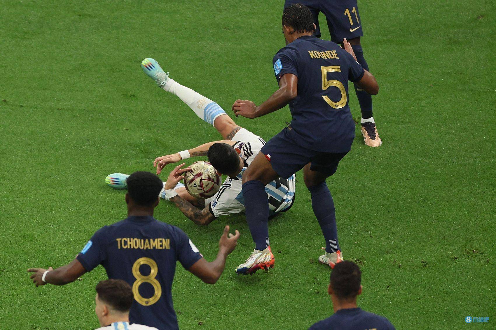 法国横扫阿根廷，阿圭罗关键制胜