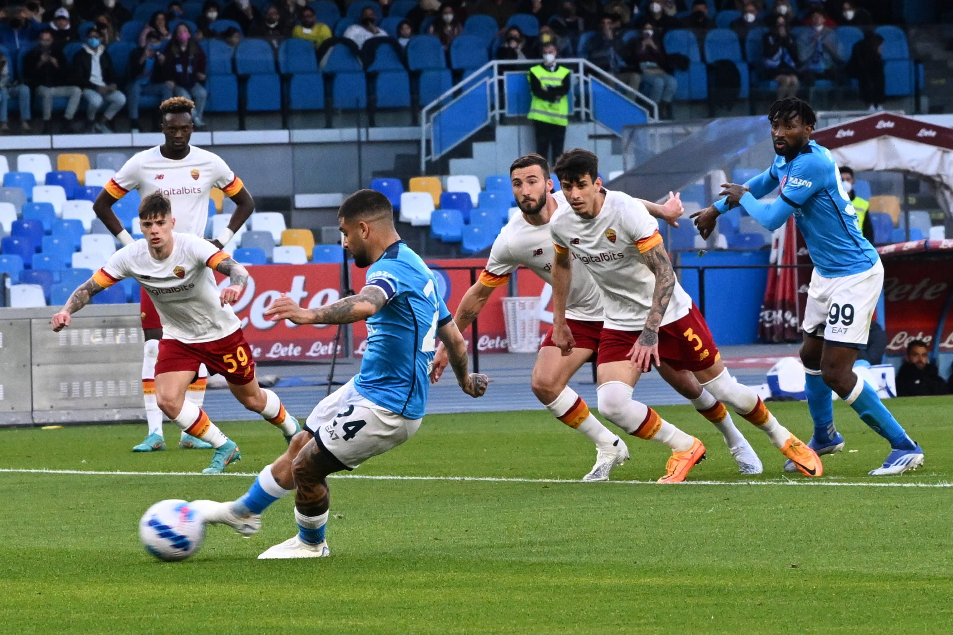 罗马横扫那不勒斯，福登带队取胜